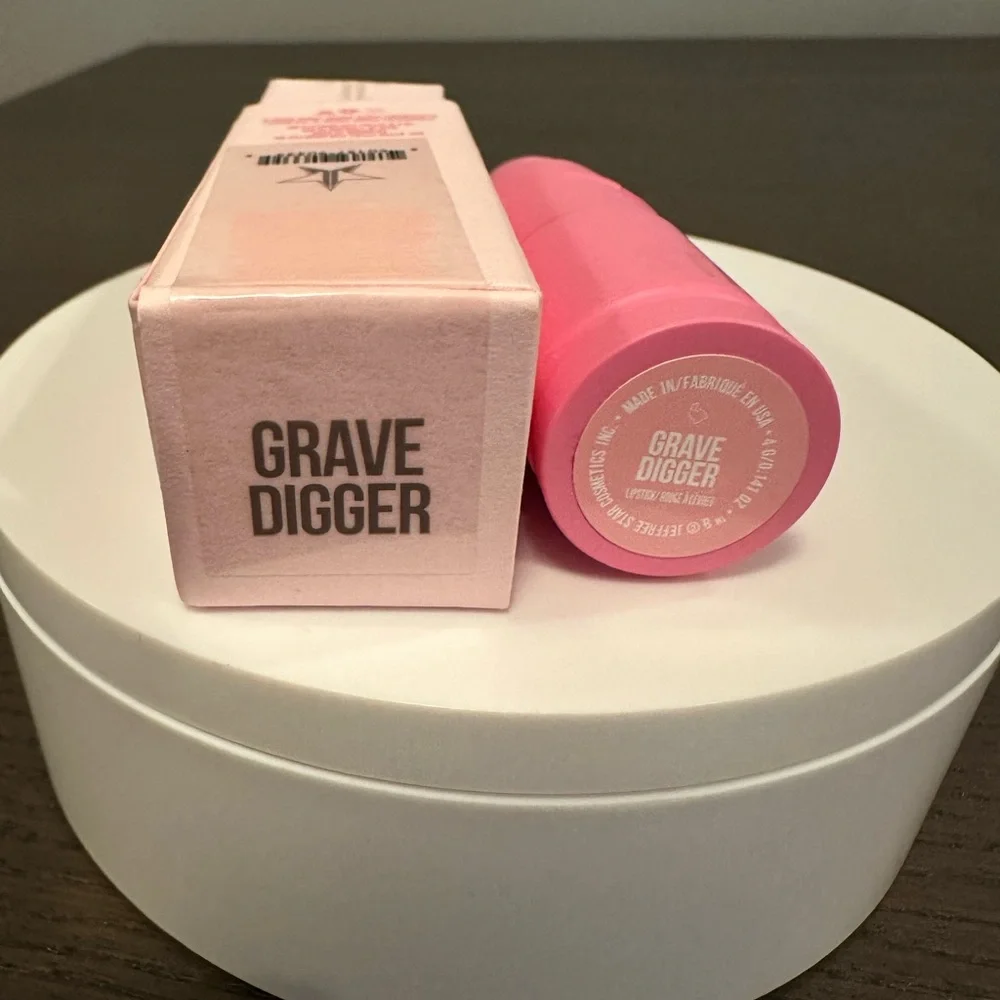 Jeffree Star Cosmetics Lipstick Grave Digger Bullet Lipstick NIB